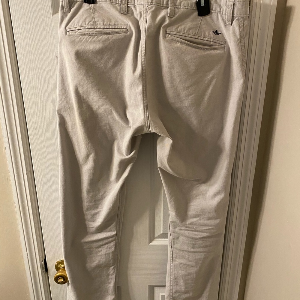 Men’s Dockers Cream Khakis